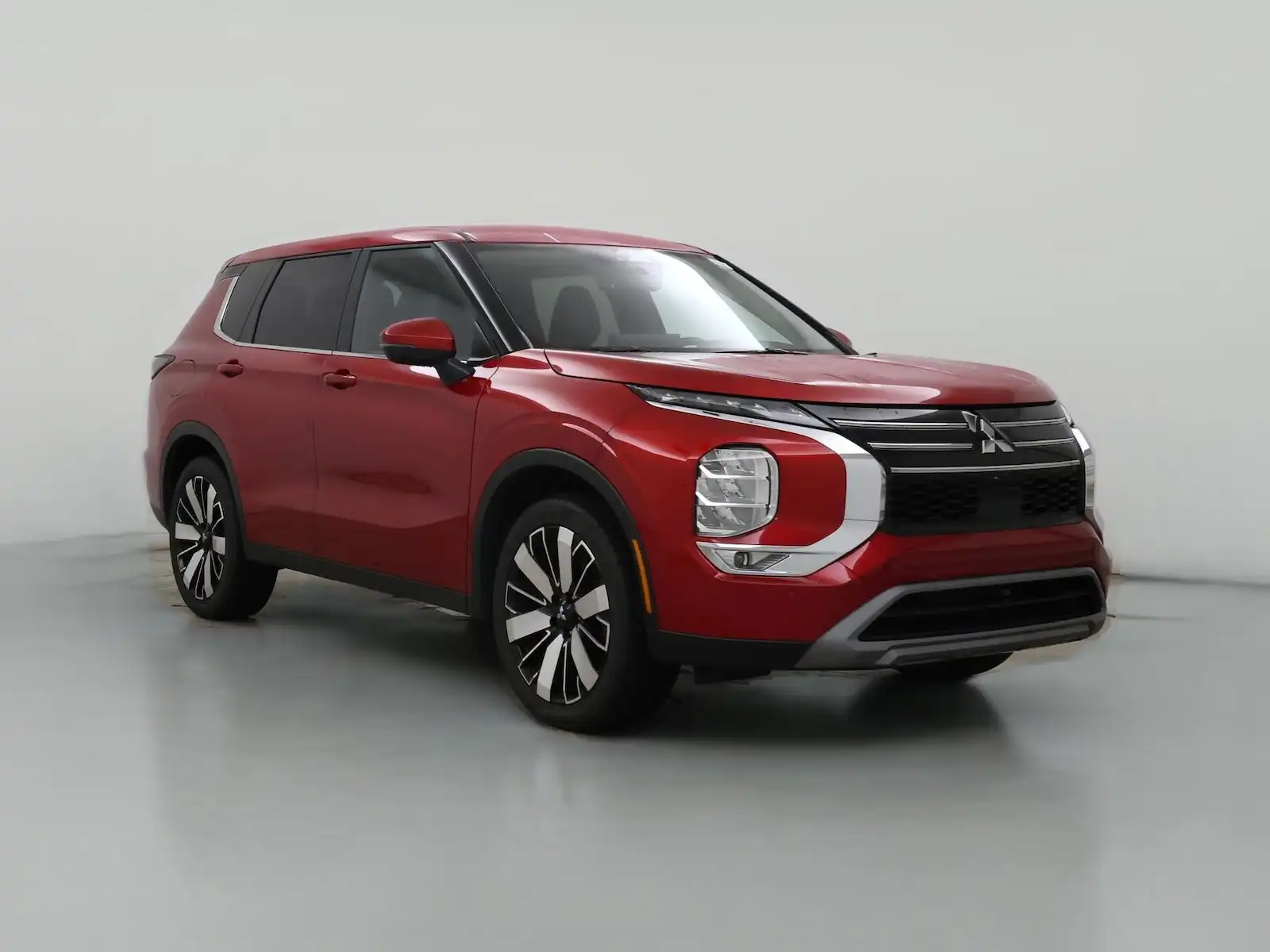 2025 Mitsubishi Outlander SE FWD's photo