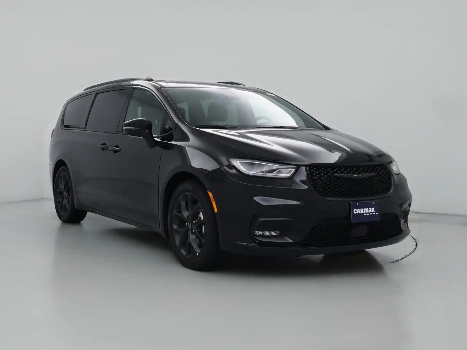 2025 Chrysler Pacifica Limited's photo
