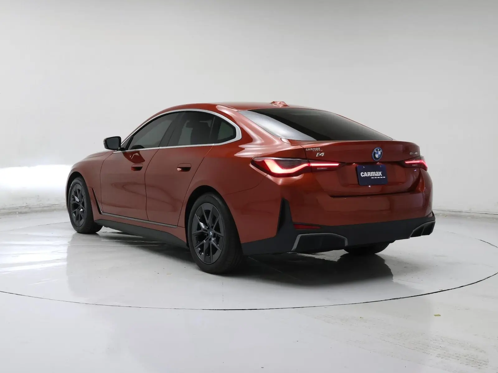 2023 BMW i4 eDrive40 photo 3