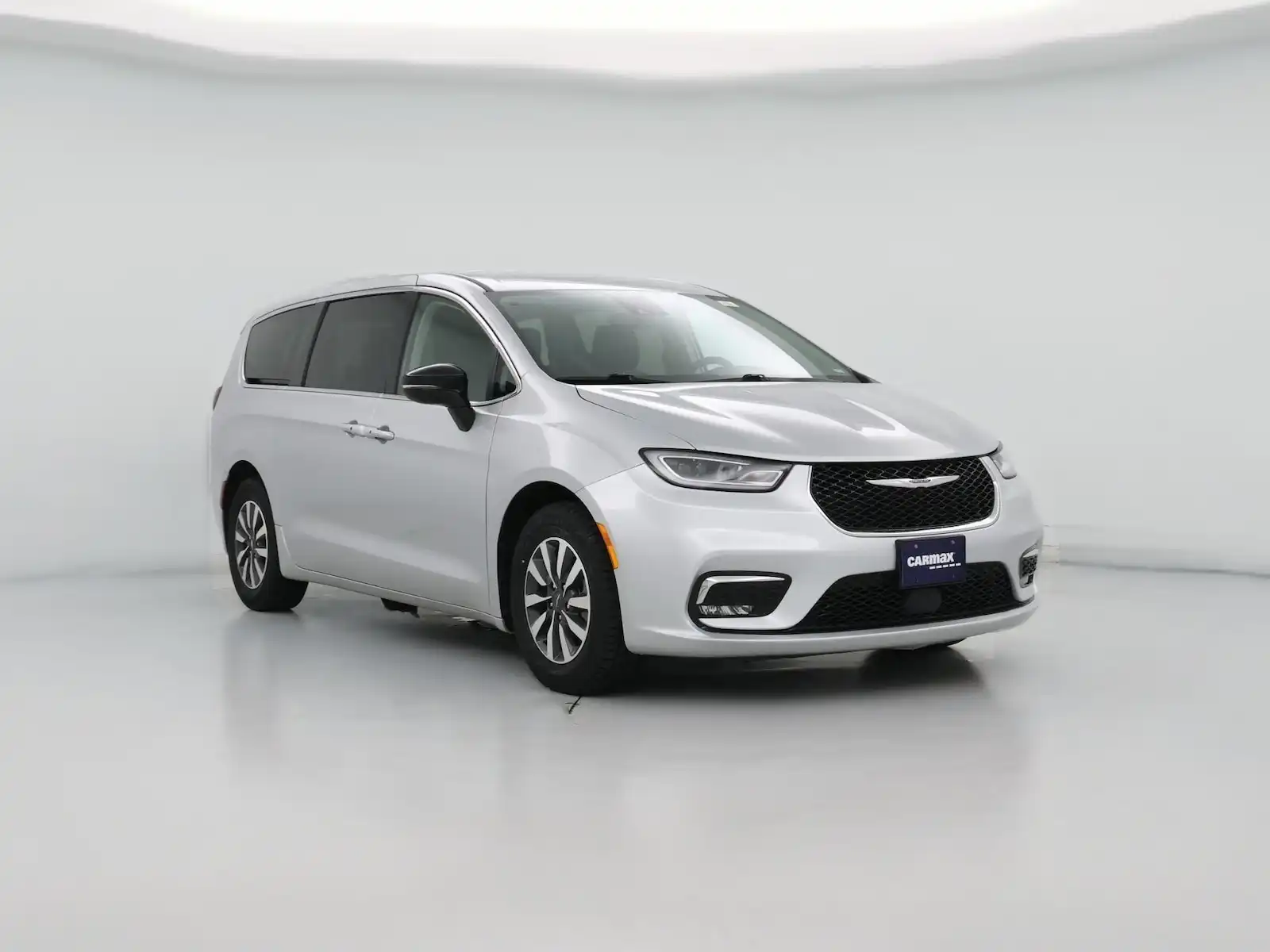 2024 Chrysler Pacifica Hybrid PHEV Select's photo