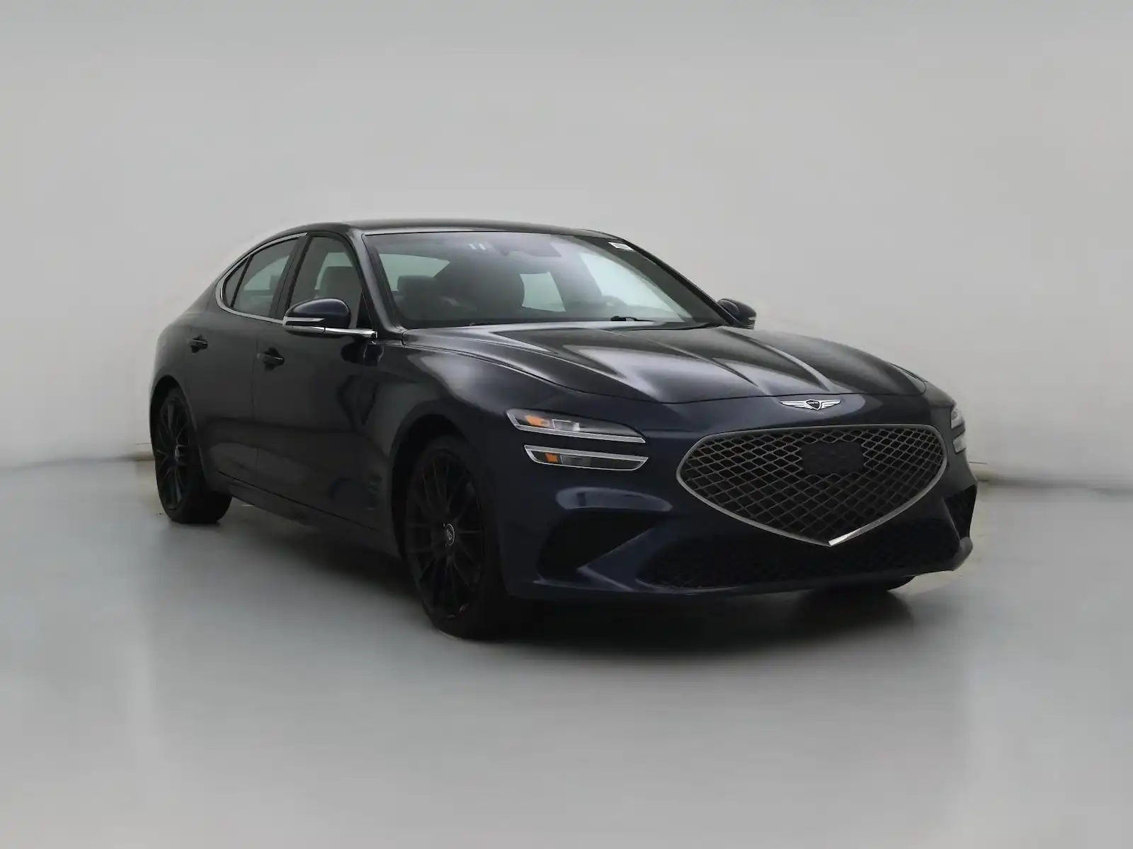 2025 Genesis G70 2.5T Standard's photo