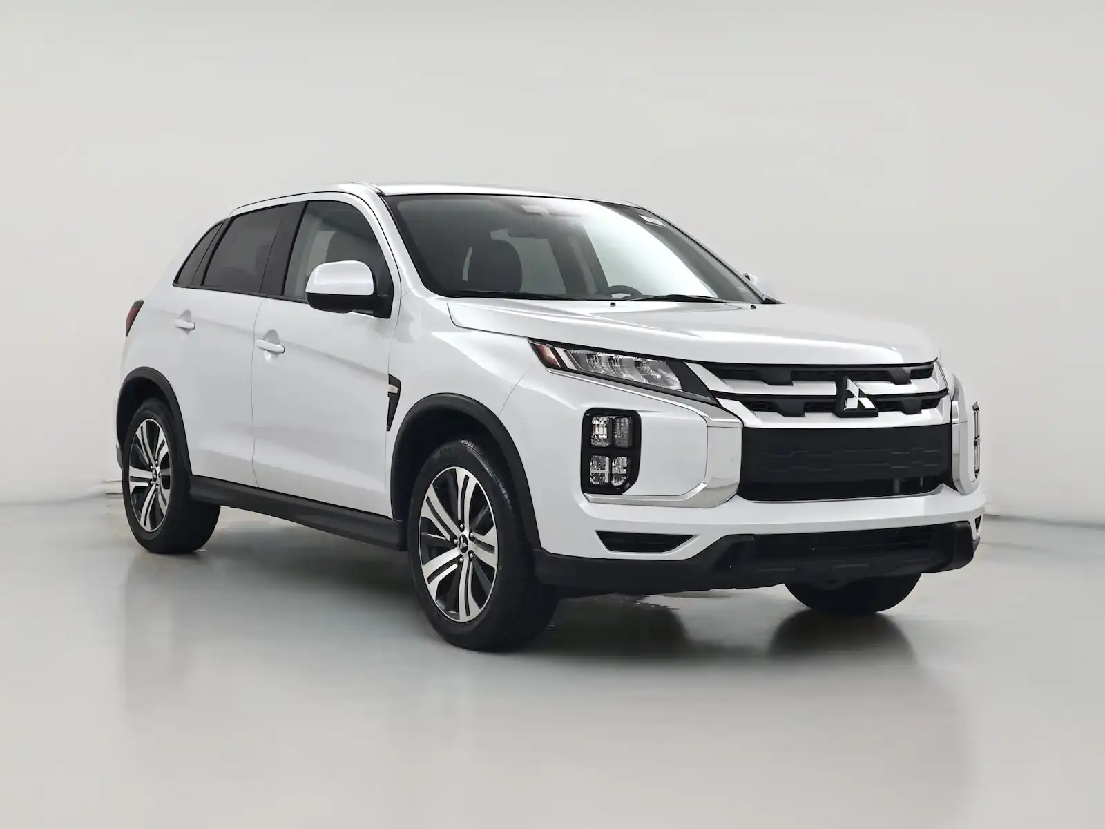 2024 Mitsubishi Outlander Sport 2.0 ES AWC CVT's photo