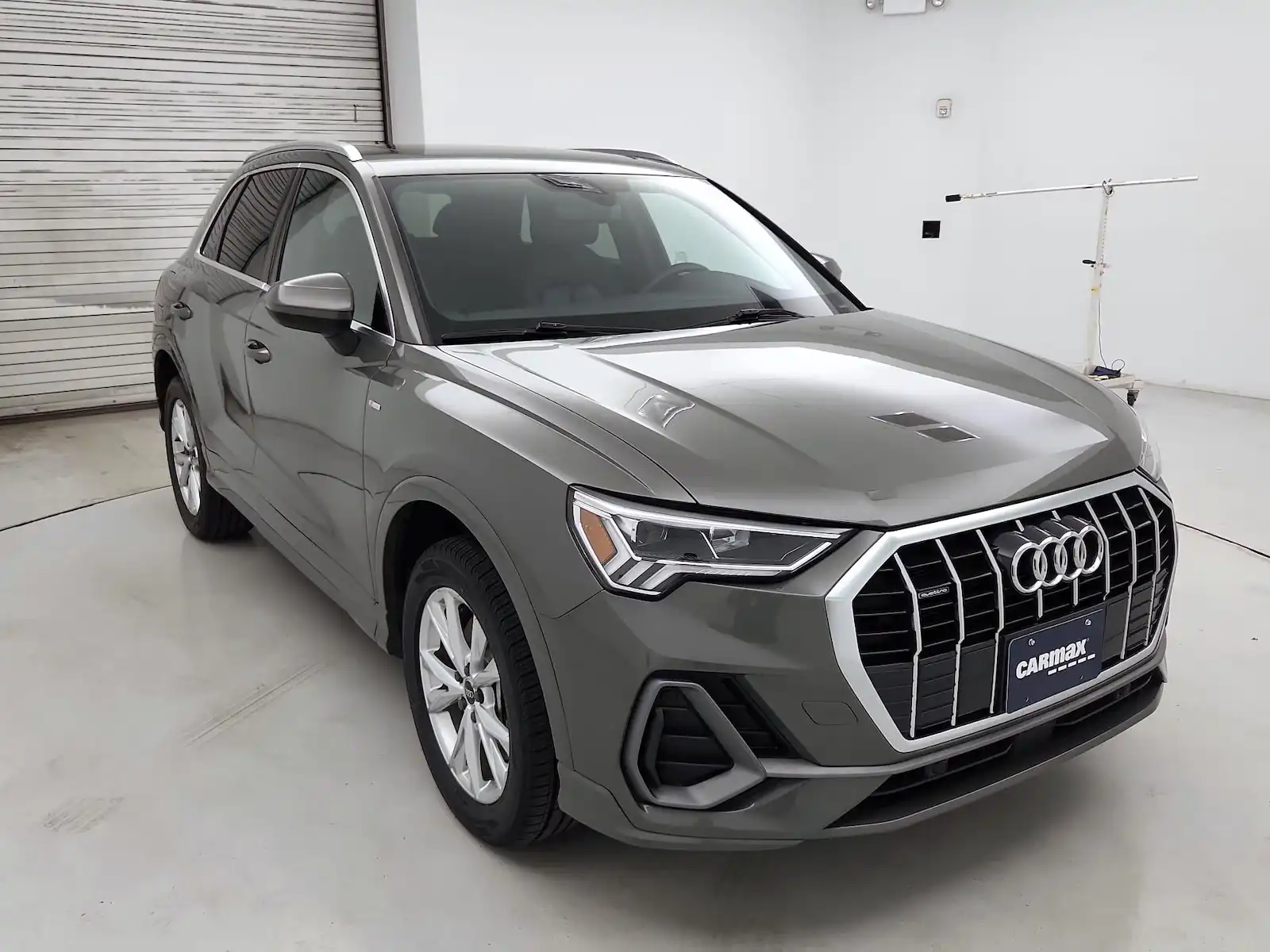 2025 Audi Q3 45 TFSI S Line Premium quattro's photo