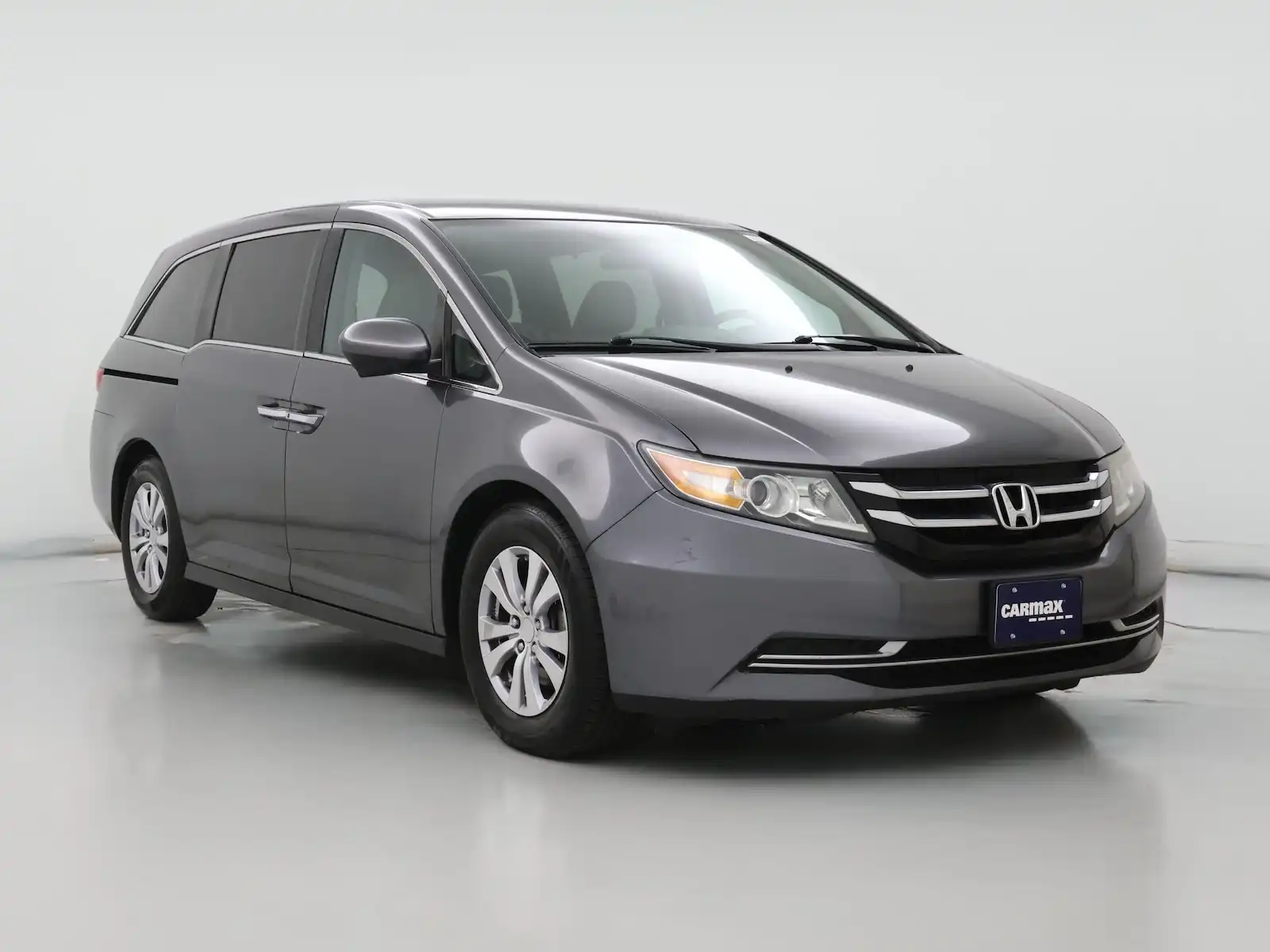 2016 Honda Odyssey SE's photo
