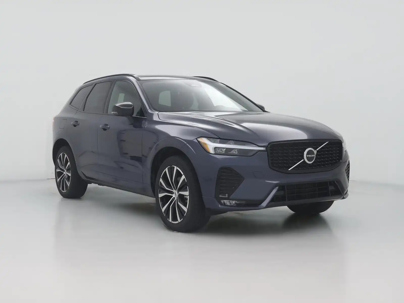 2024 Volvo XC60 B5 Plus Dark Theme AWD's photo