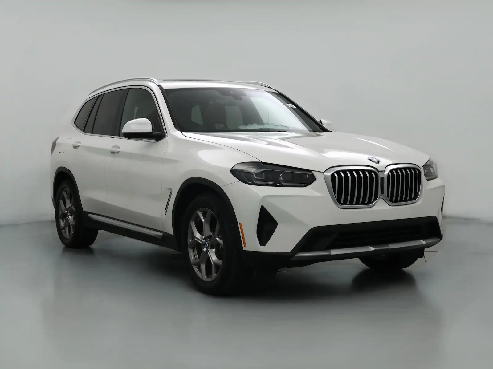 2022 BMW X3 sDrive30i's photo