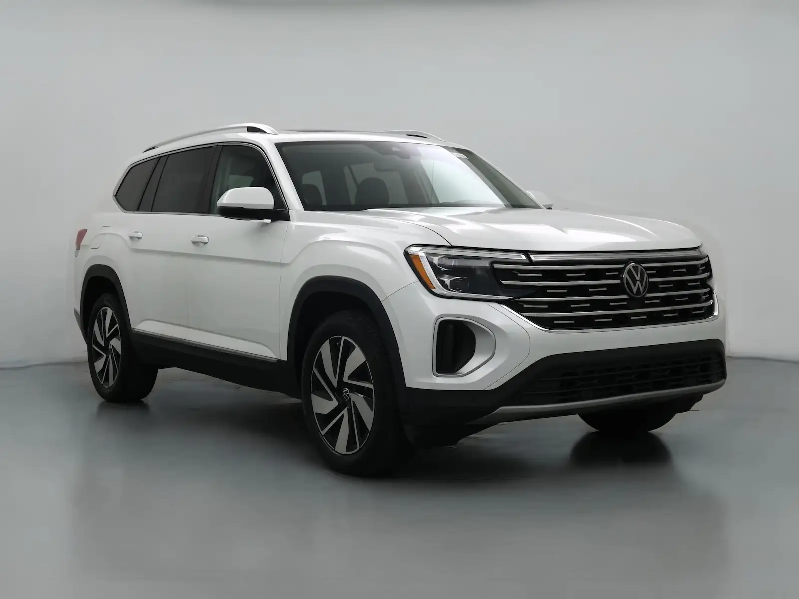2024 Volkswagen Atlas 2.0T SEL 4Motion's photo