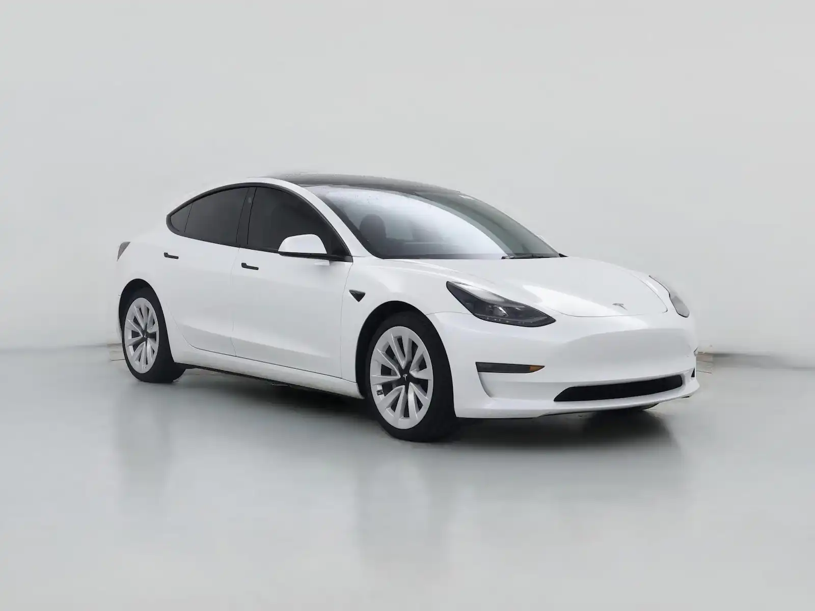 2023 Tesla Model 3 Long Range's photo