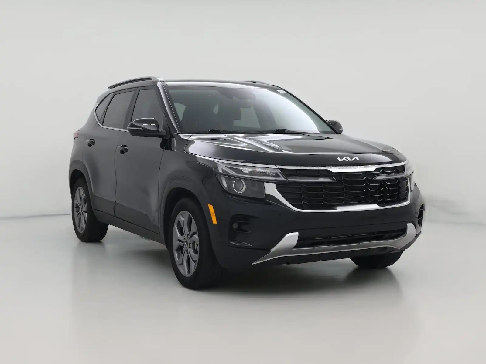 2024 Kia Seltos 2.0 S FWD's photo