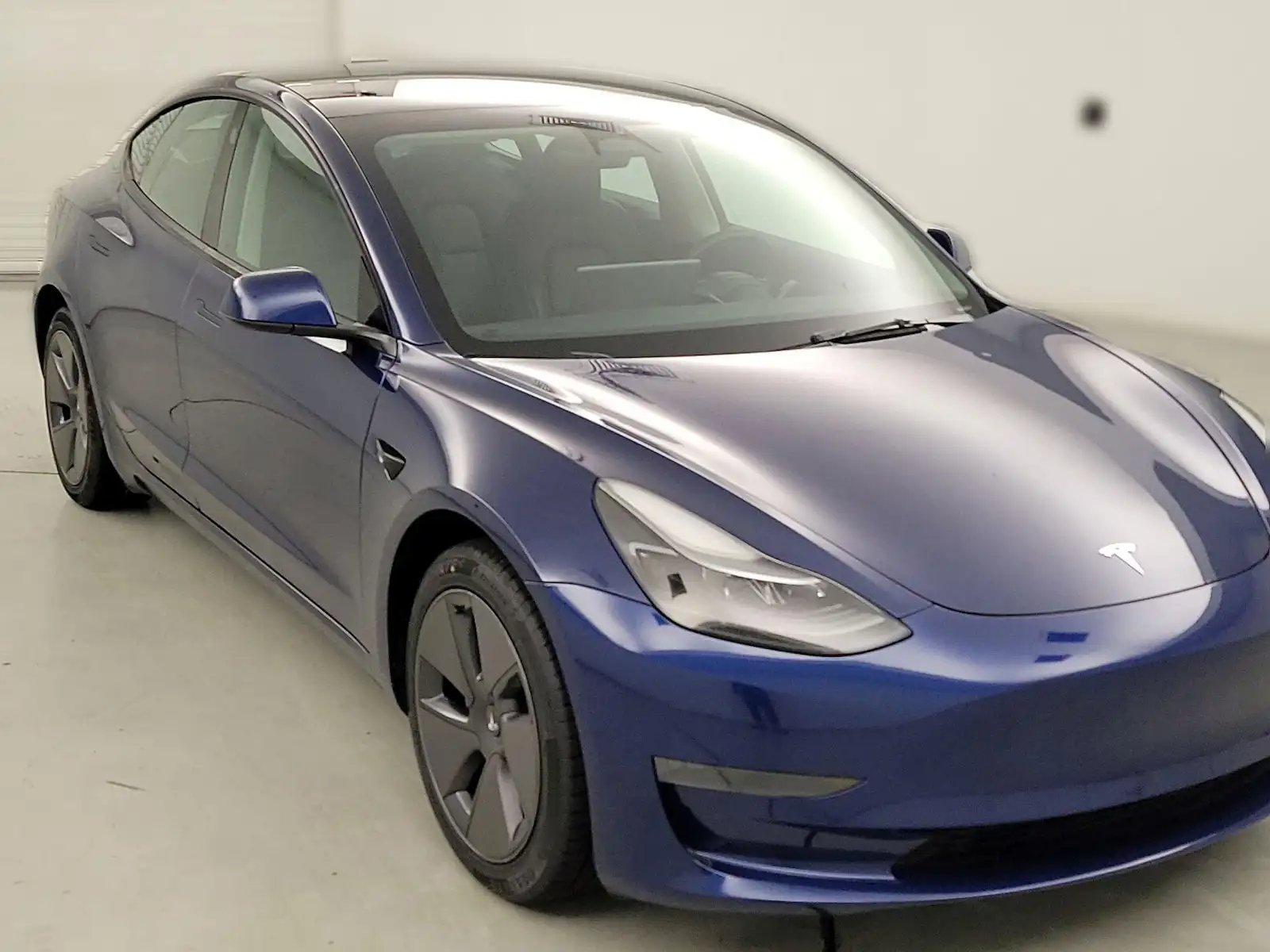 2023 Tesla Model 3 Base's photo