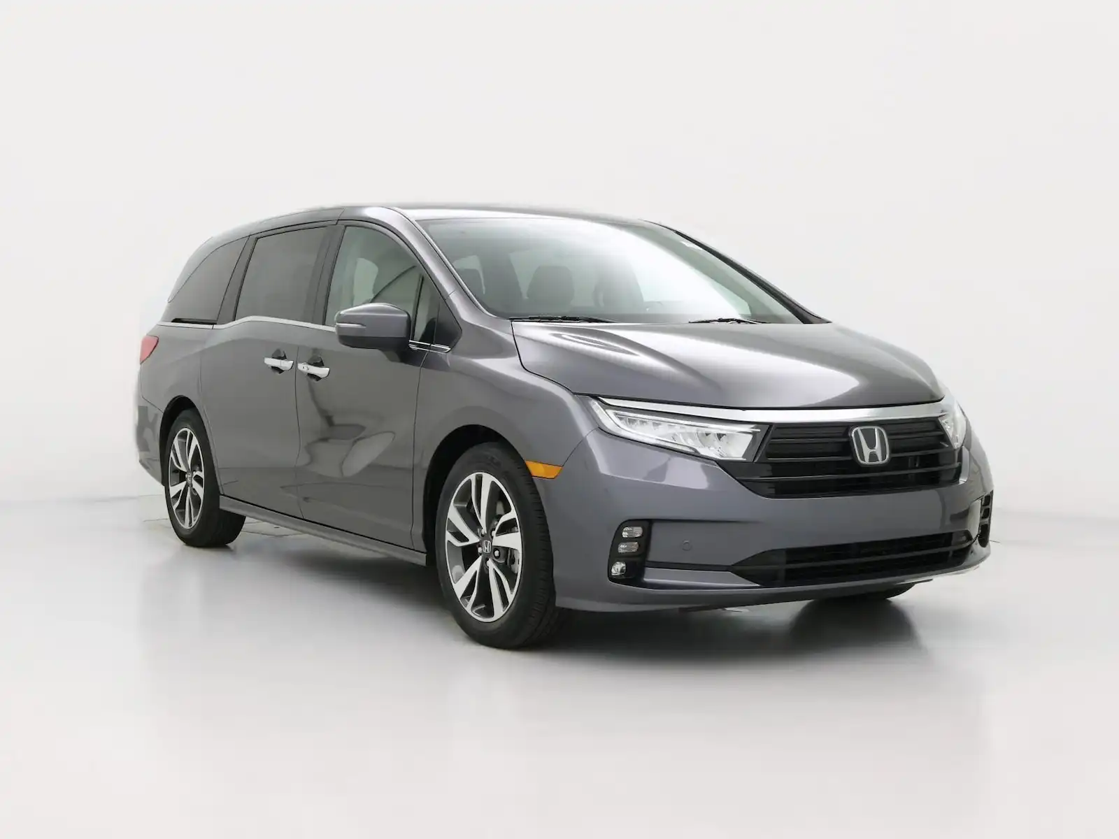 2024 Honda Odyssey Touring's photo