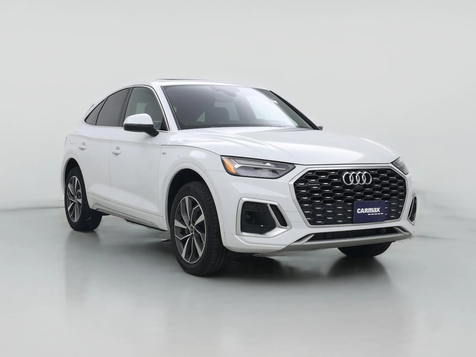 2022 Audi Q5 Sportback 45 Premium's photo