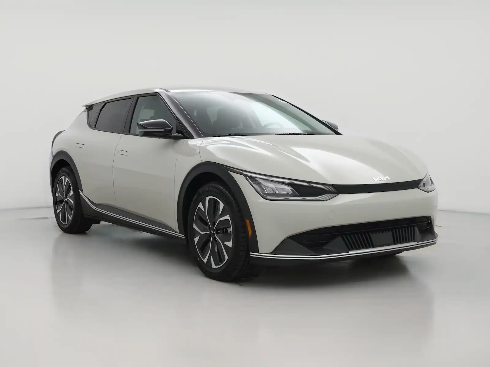 2024 Kia EV6 L AWD Light R's photo