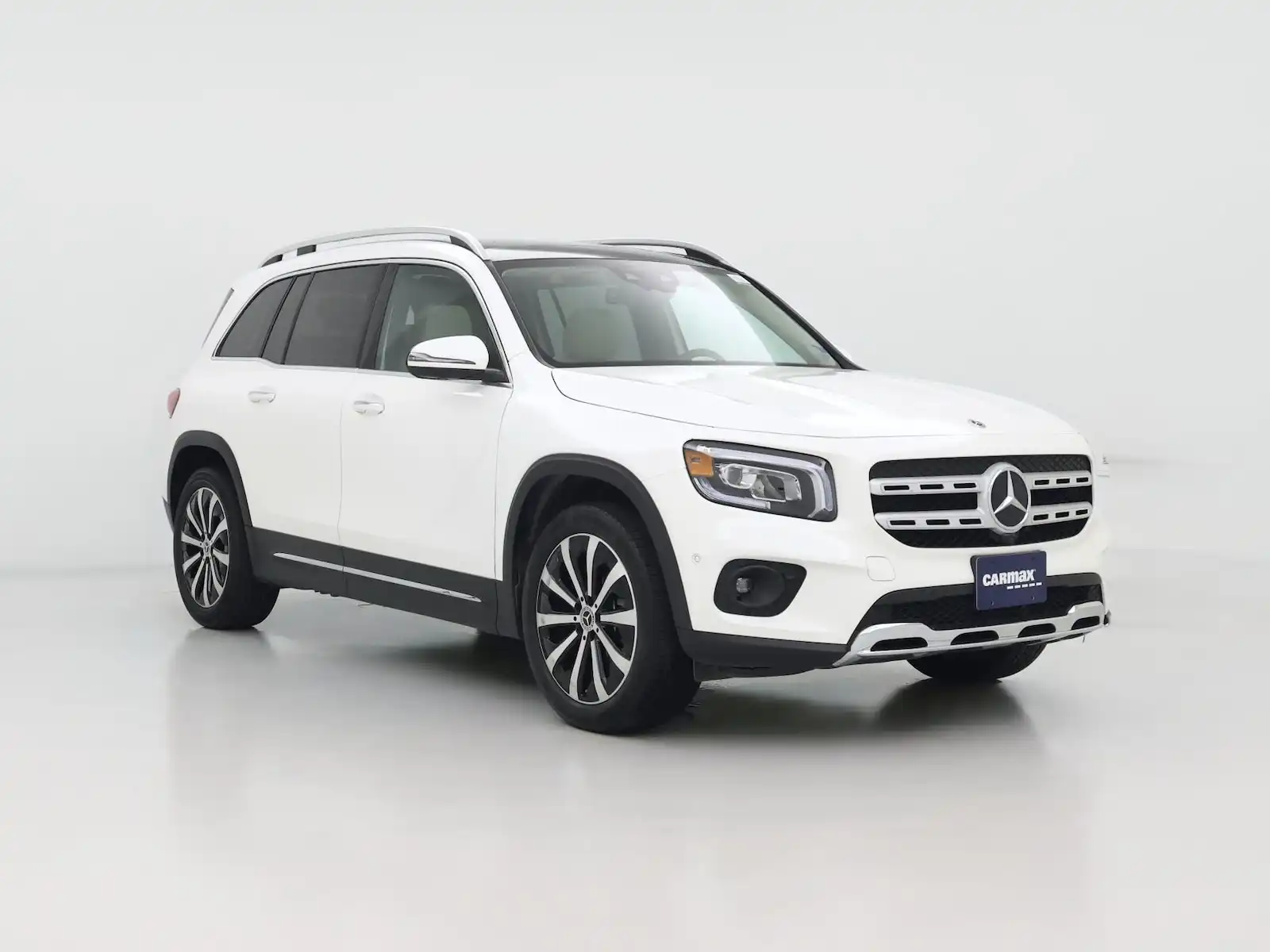 2023 Mercedes-Benz GLB GLB250 4MATIC's photo