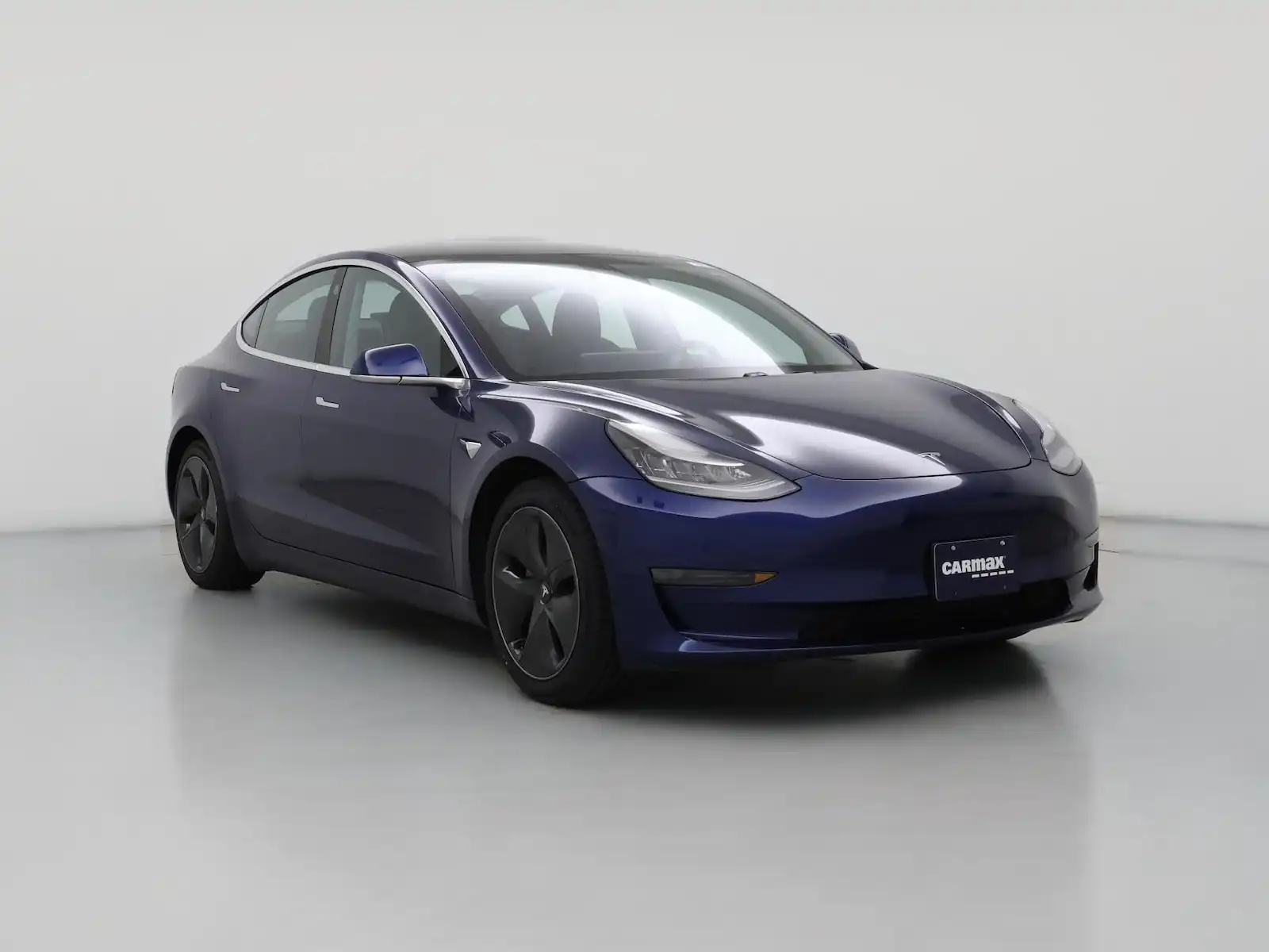 2020 Tesla Model 3 Standard Range Plus's photo