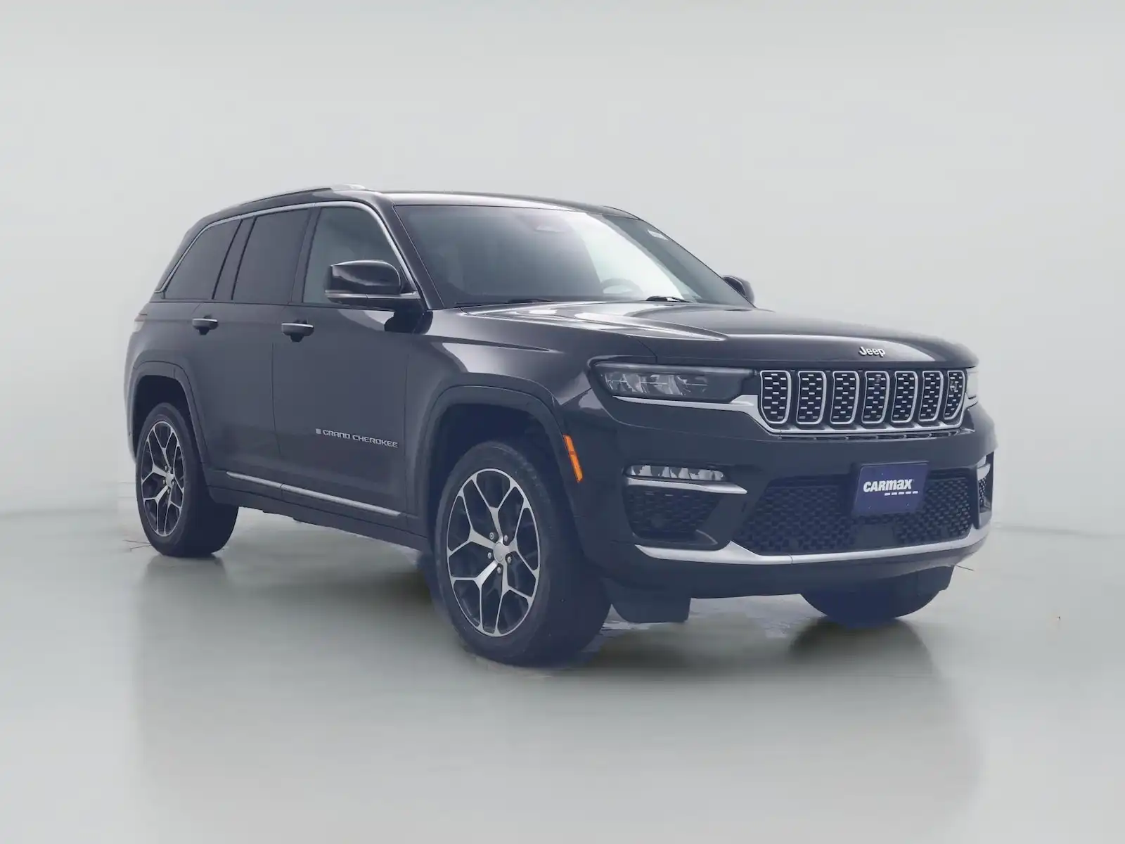 2022 Jeep Grand Cherokee Summit Reserve 4WD's photo