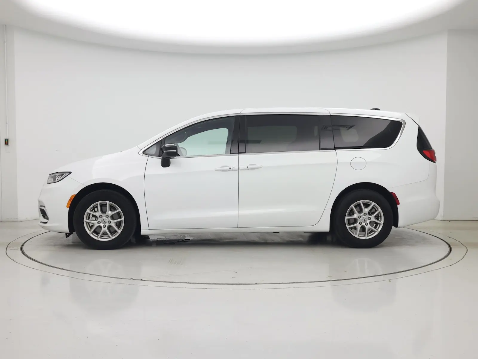 2025 Chrysler Pacifica Select photo 4