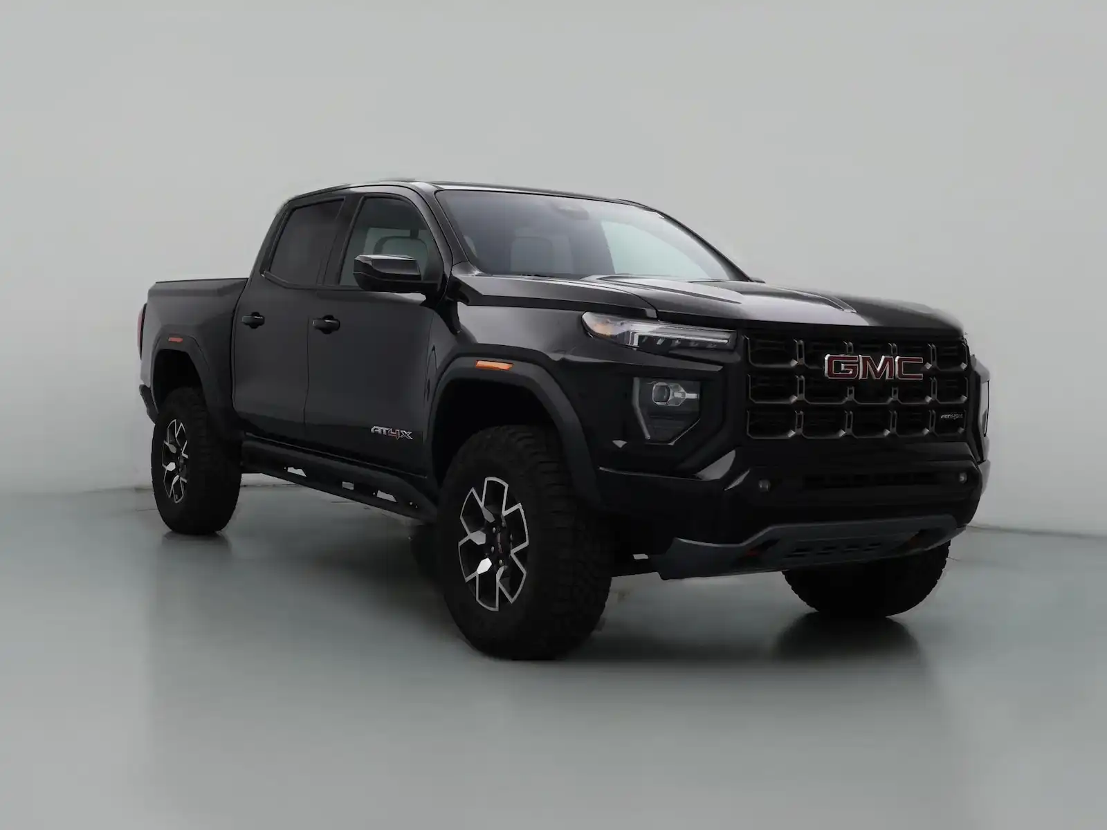 2024 GMC Canyon AT4X 4WD Crew Cab Short Box's photo