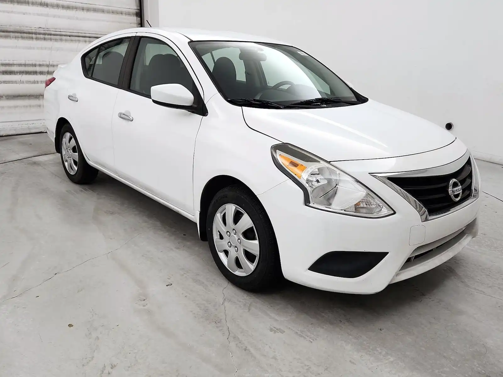 2016 Nissan Versa 1.6 SV CVT's photo