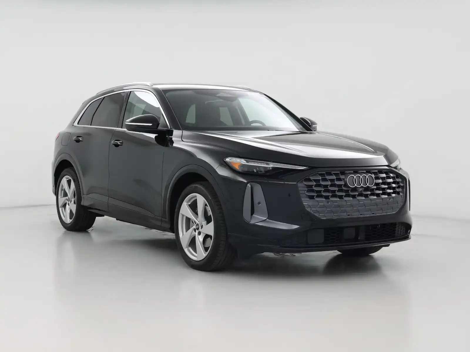 2025 Audi Q5 40 Prestige's photo