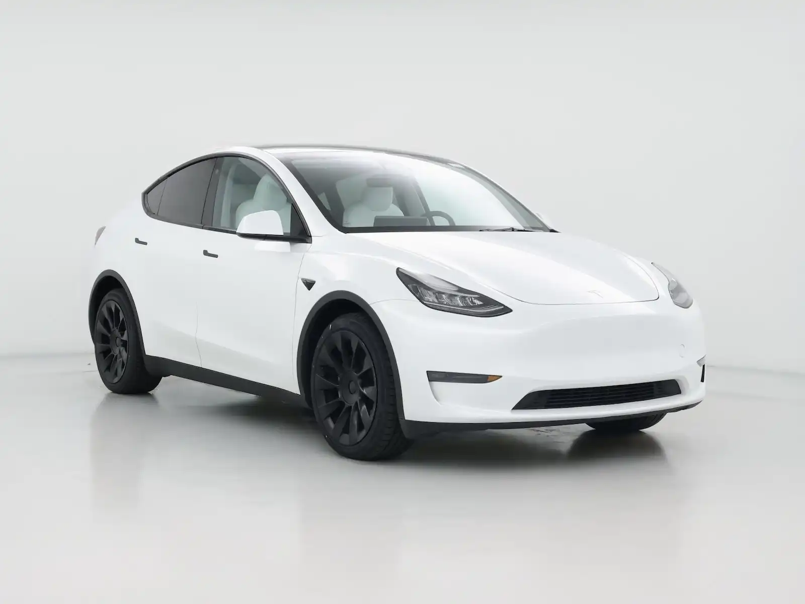 2023 Tesla Model Y Long Range's photo