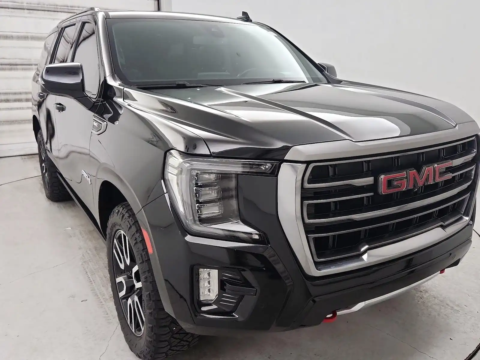 2021 GMC Yukon AT4 4WD's photo