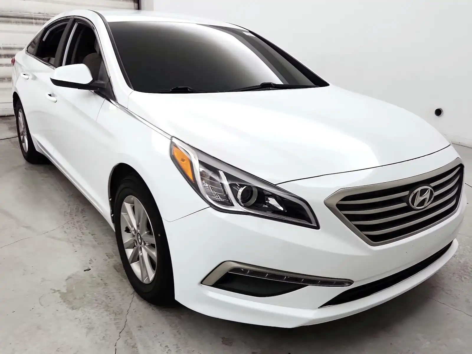 2015 Hyundai Sonata SE's photo