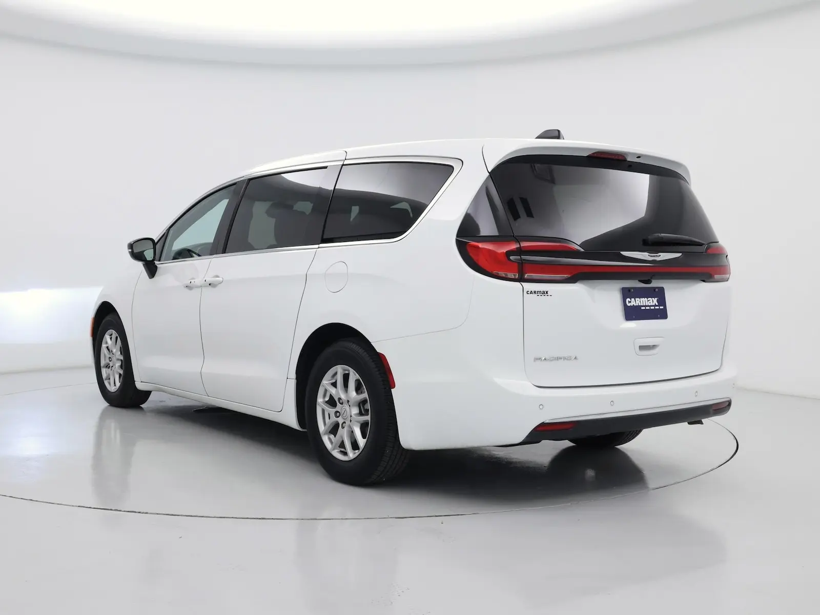 2026 Chrysler Pacifica Select photo 3