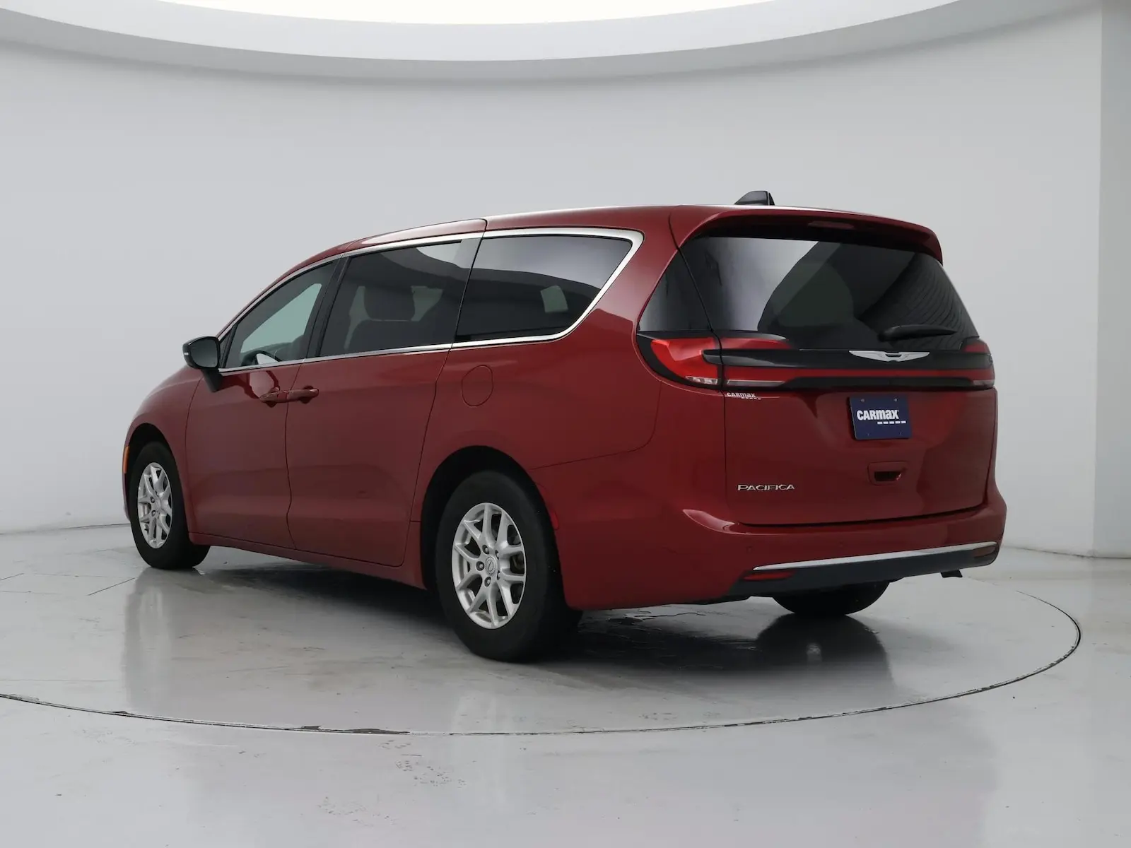 2025 Chrysler Pacifica Select photo 3