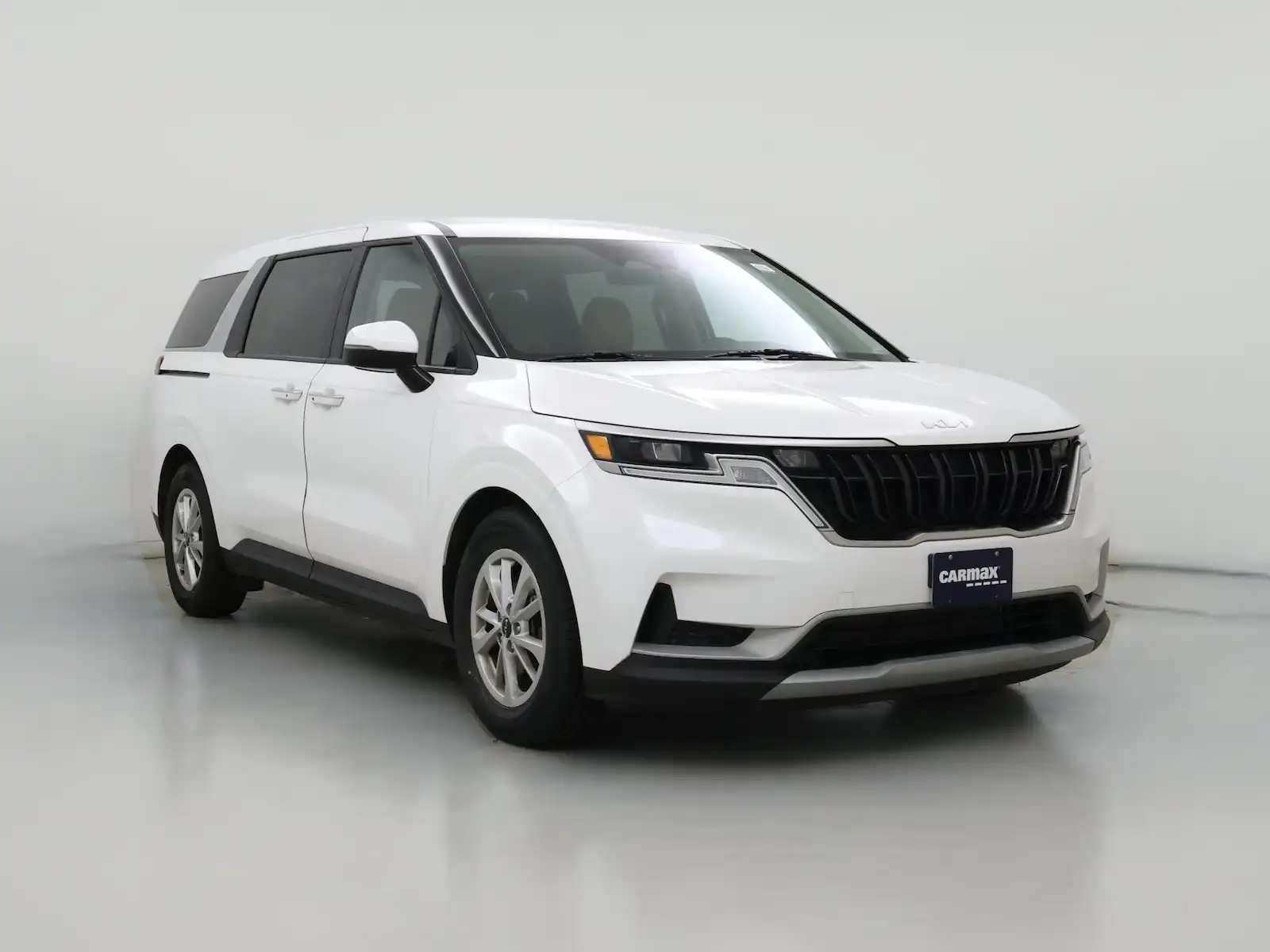2024 Kia Sedona LX Seat Package's photo