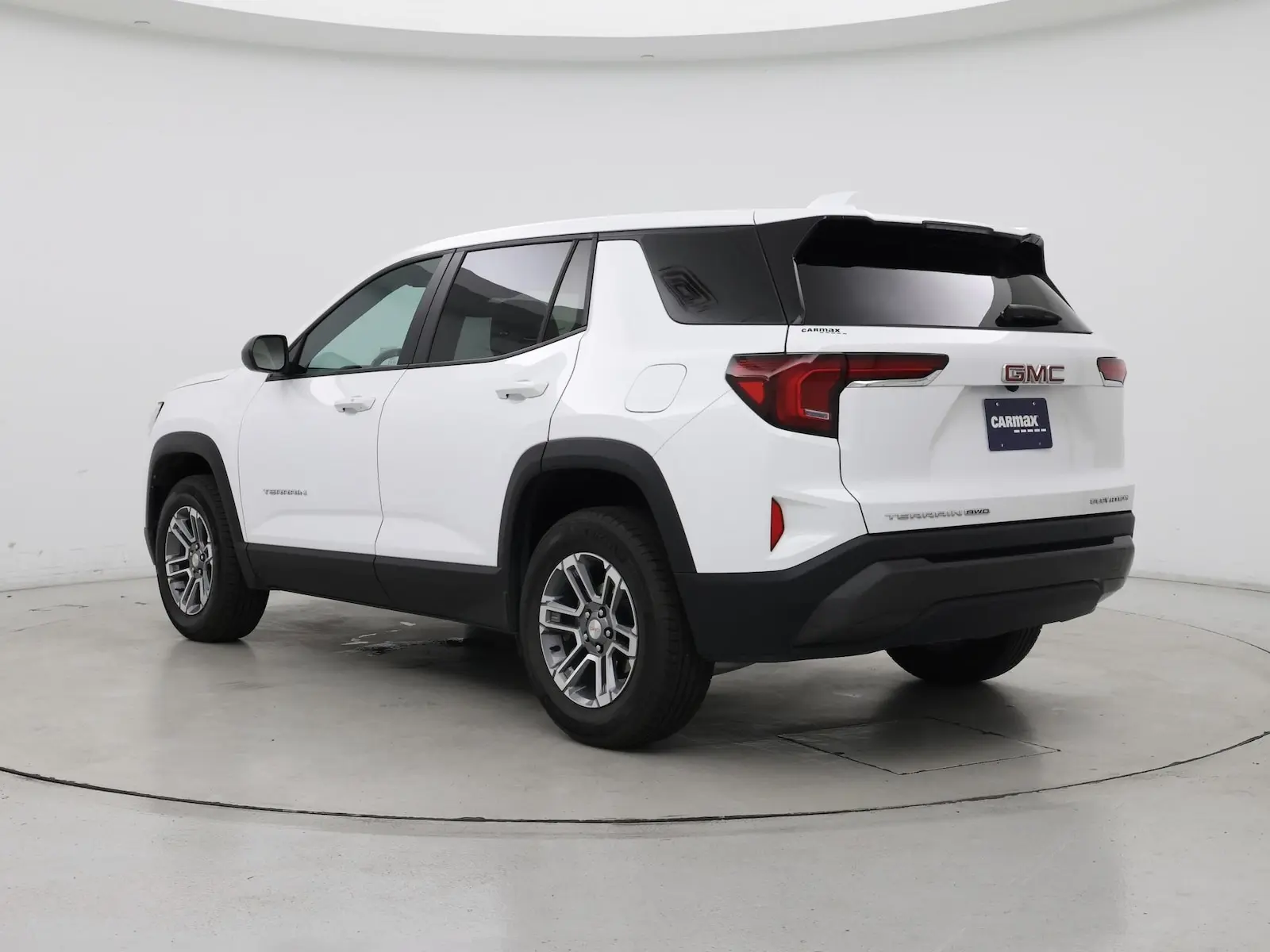 2026 GMC Terrain Elevation AWD photo 3
