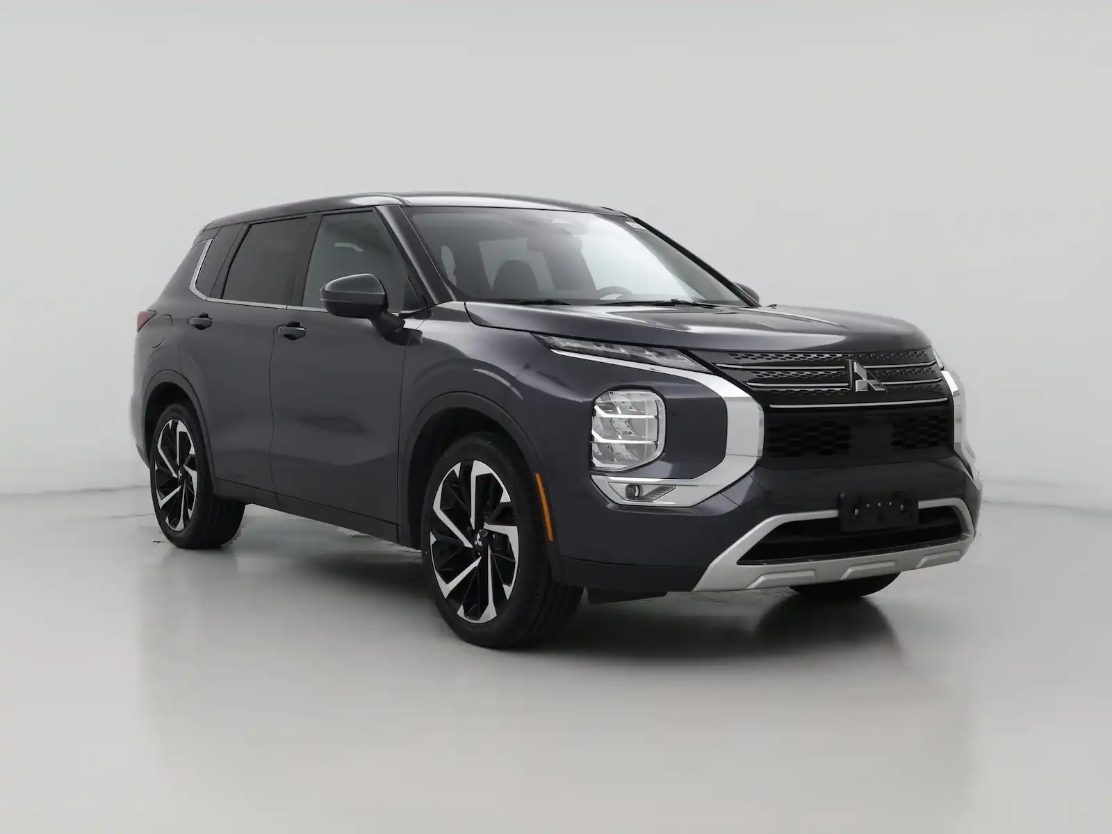 2024 Mitsubishi Outlander SE FWD's photo
