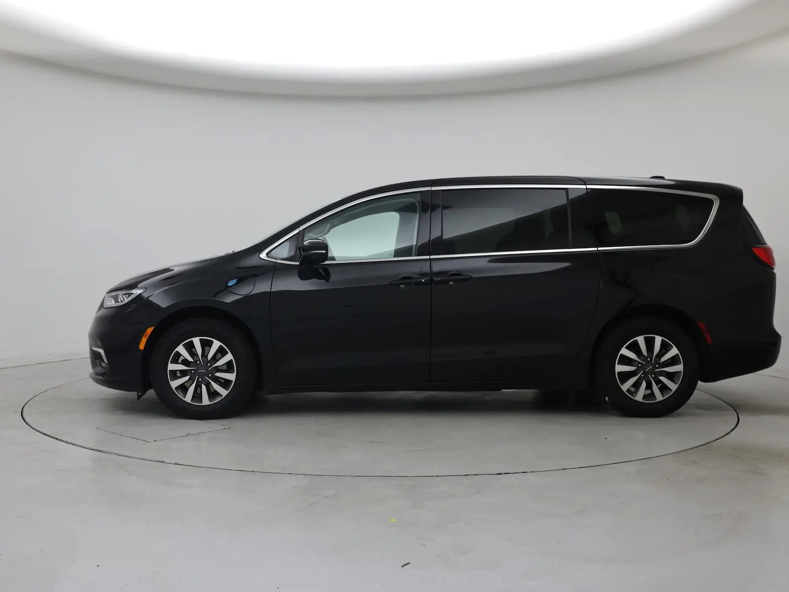 2024 Chrysler Pacifica Hybrid PHEV Select photo 4