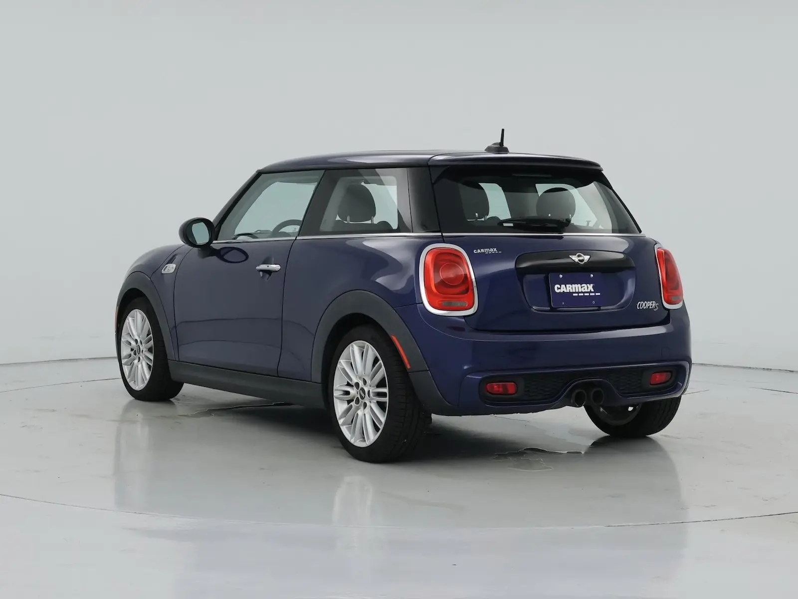2015 MINI Cooper S photo 3