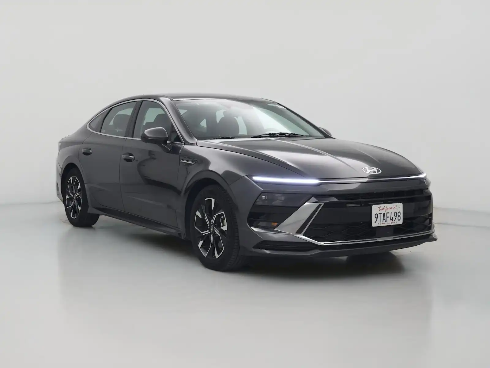 2025 Hyundai Sonata SEL's photo