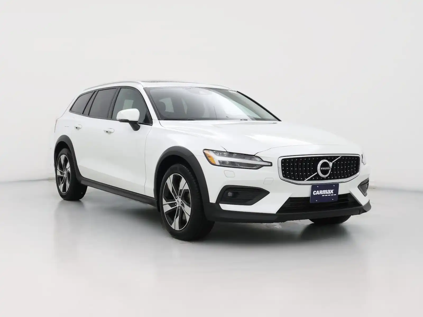2022 Volvo V60 Cross Country T5 AWD Cross Country's photo