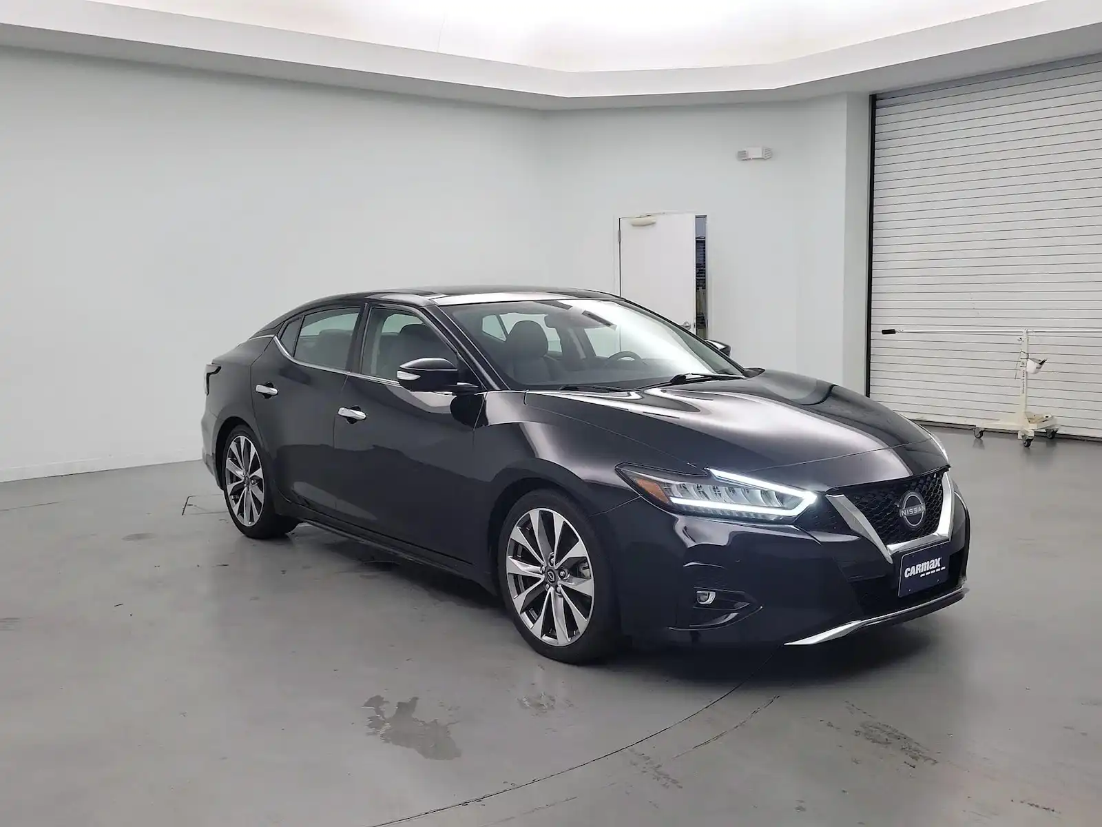 2023 Nissan Maxima Platinum's photo