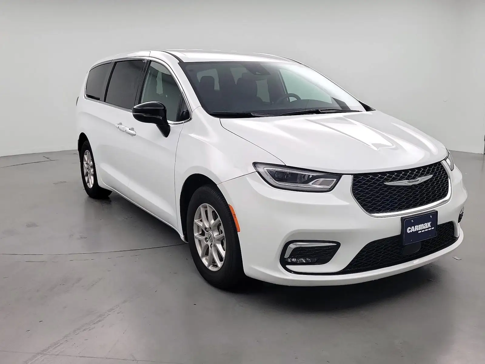 2025 Chrysler Pacifica Select photo 1