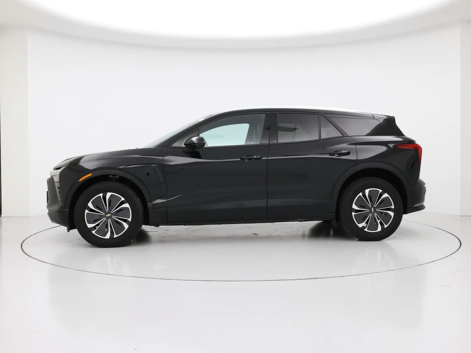 2024 Chevrolet Blazer EV LT AWD photo 4