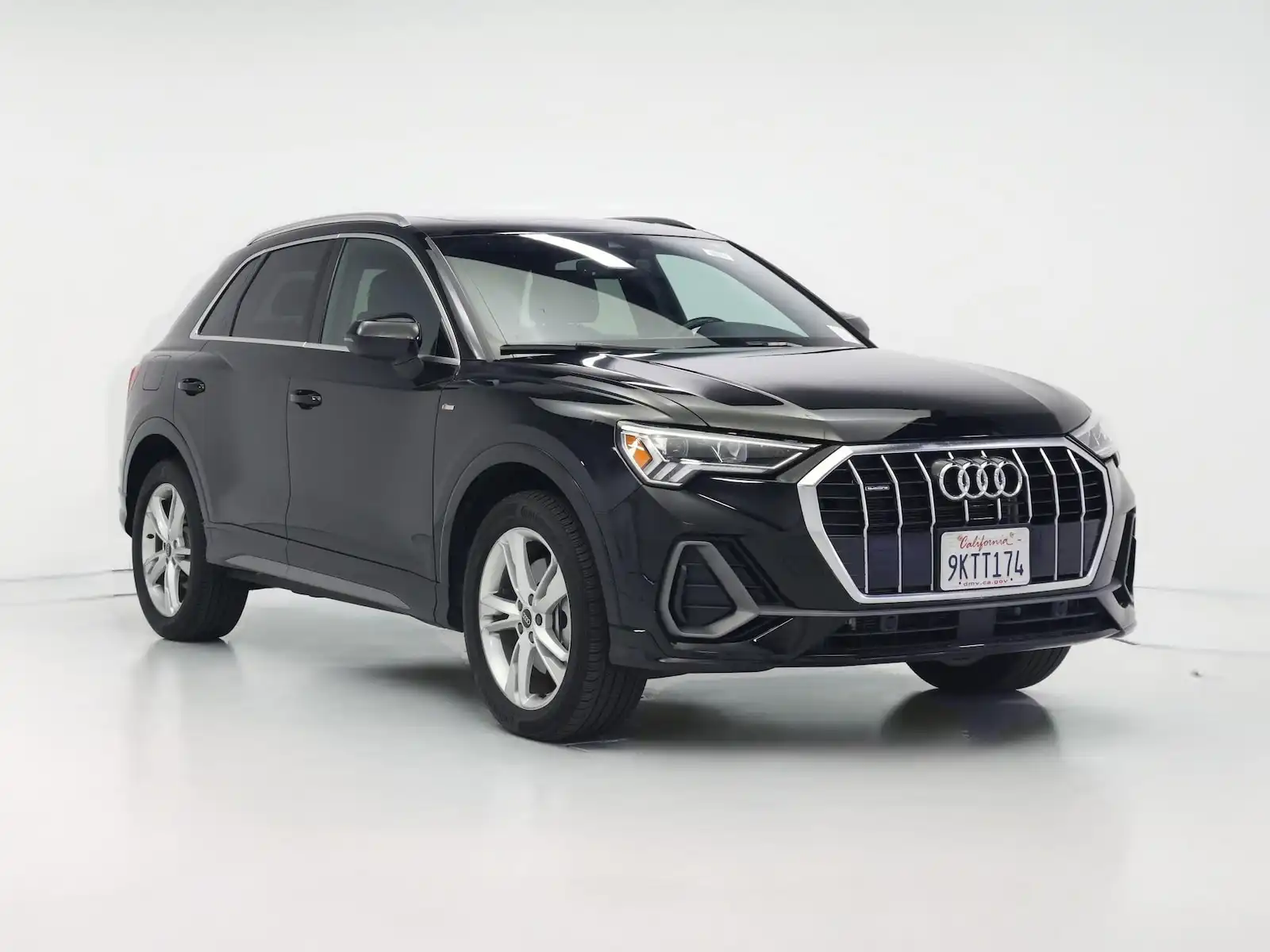 2024 Audi Q3 45 TFSI S Line Premium quattro's photo