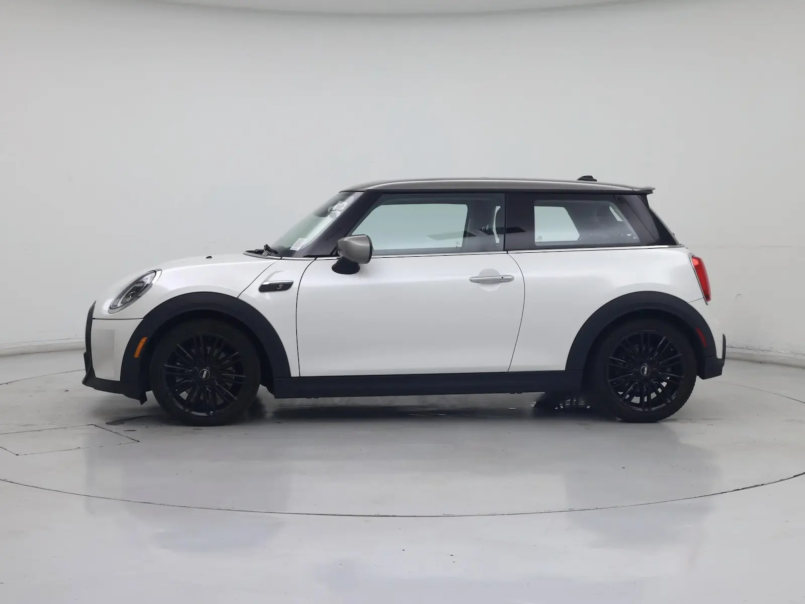 2024 MINI Hardtop Cooper S photo 4