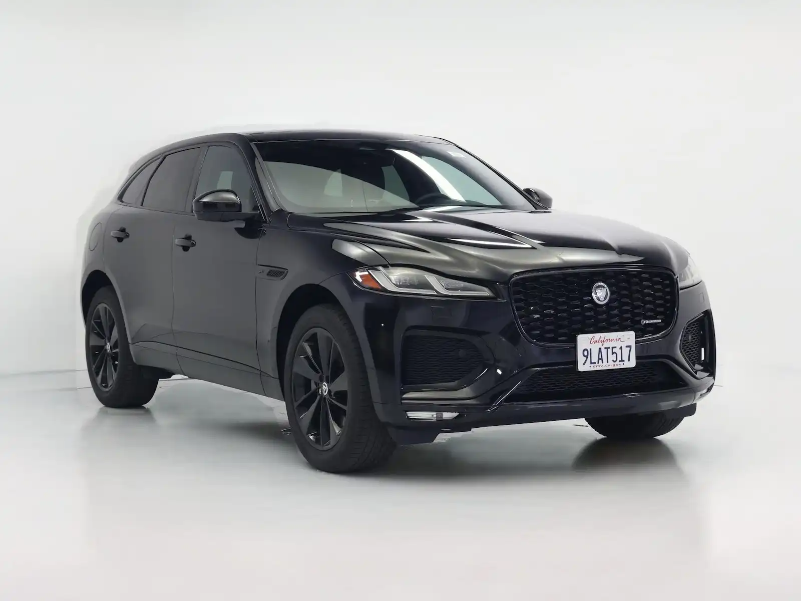 2024 Jaguar F-PACE P250 R-Dynamic S's photo