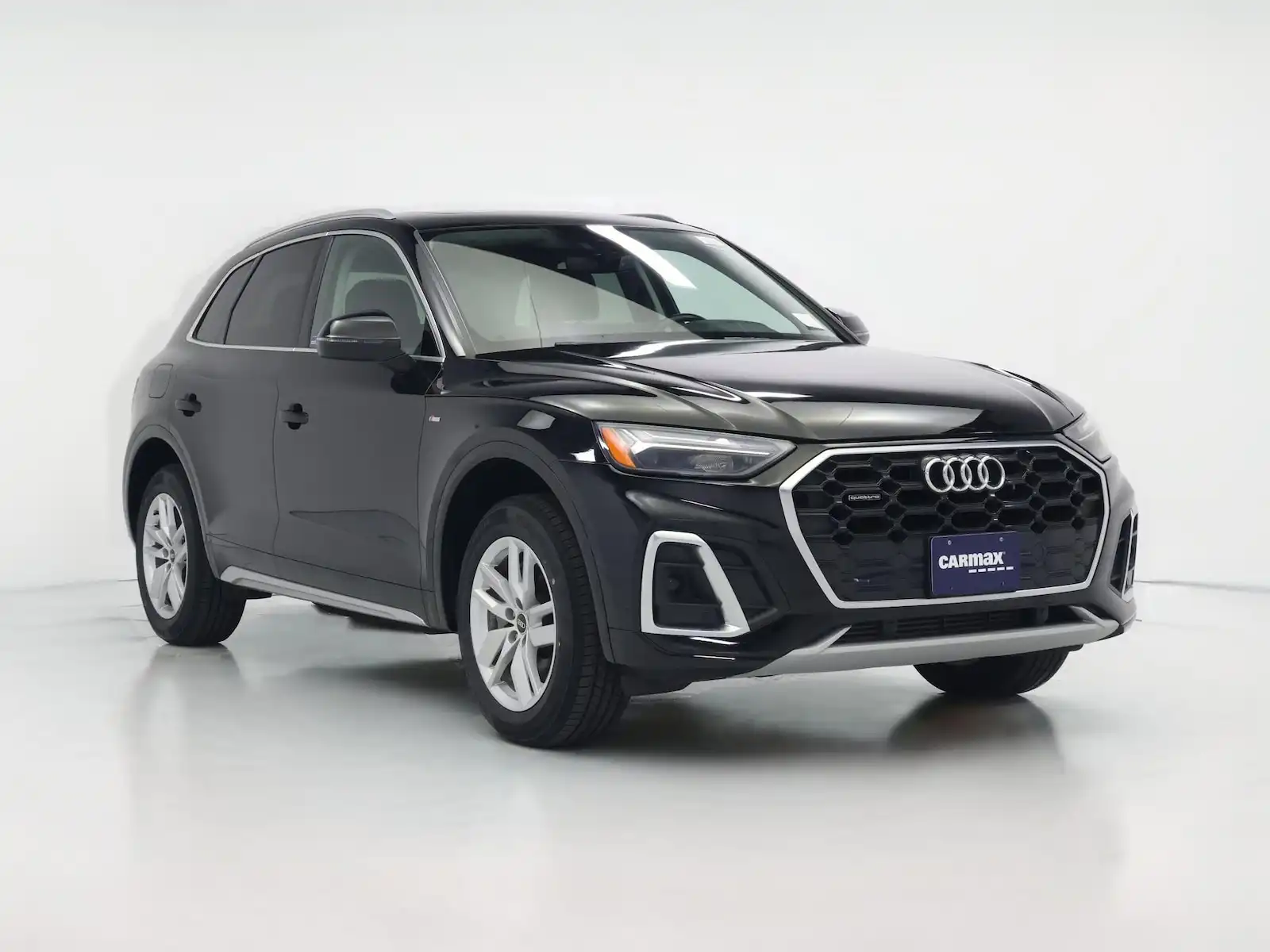 2022 Audi Q5 45 Premium's photo