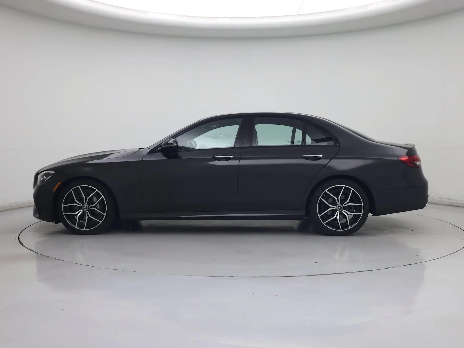 2021 Mercedes-Benz E-Class E350 photo 4