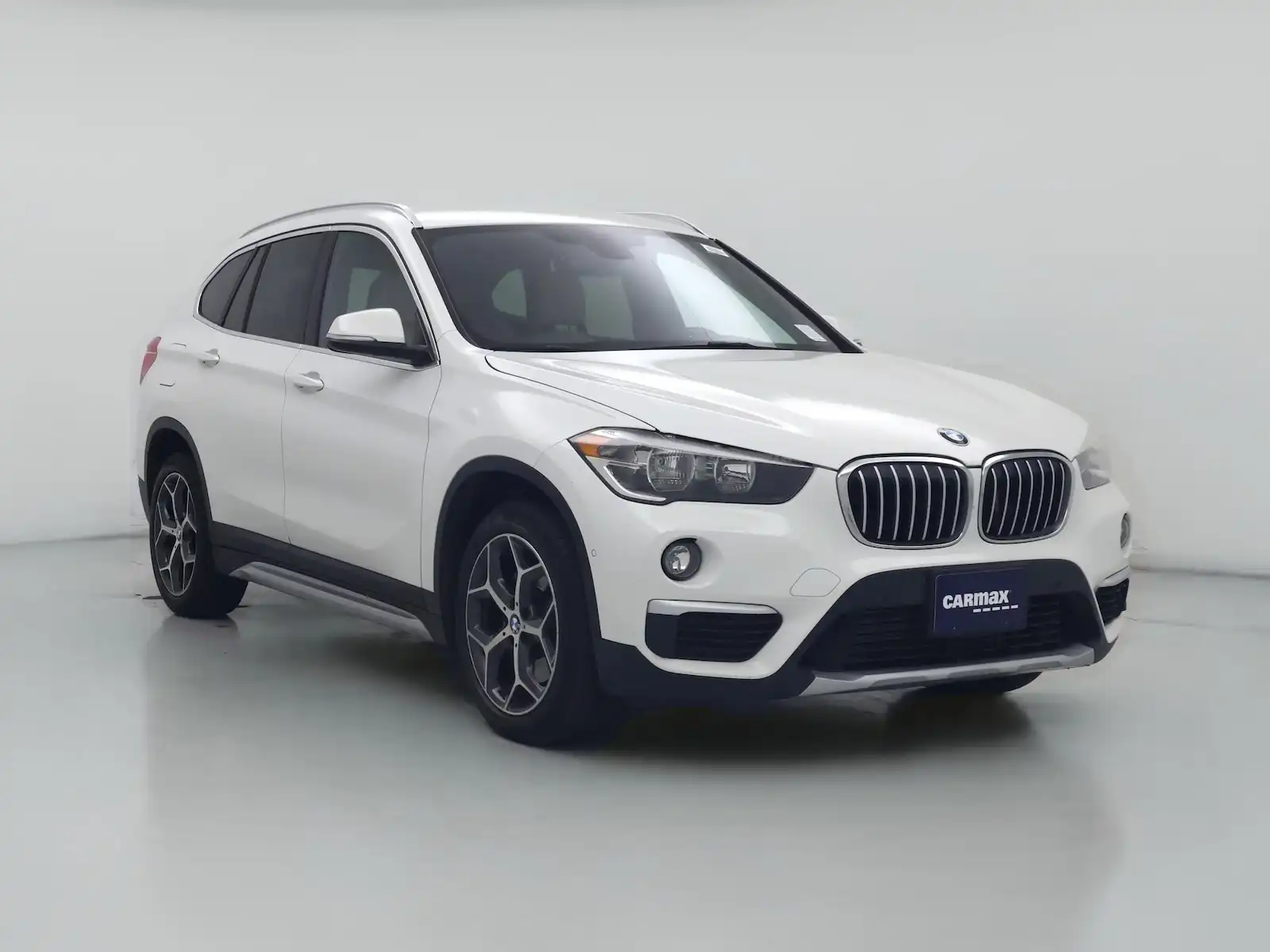 2018 BMW X1 sDrive28i's photo