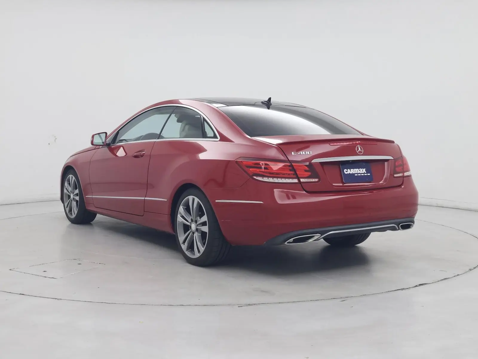2015 Mercedes-Benz E-Class E400 photo 3