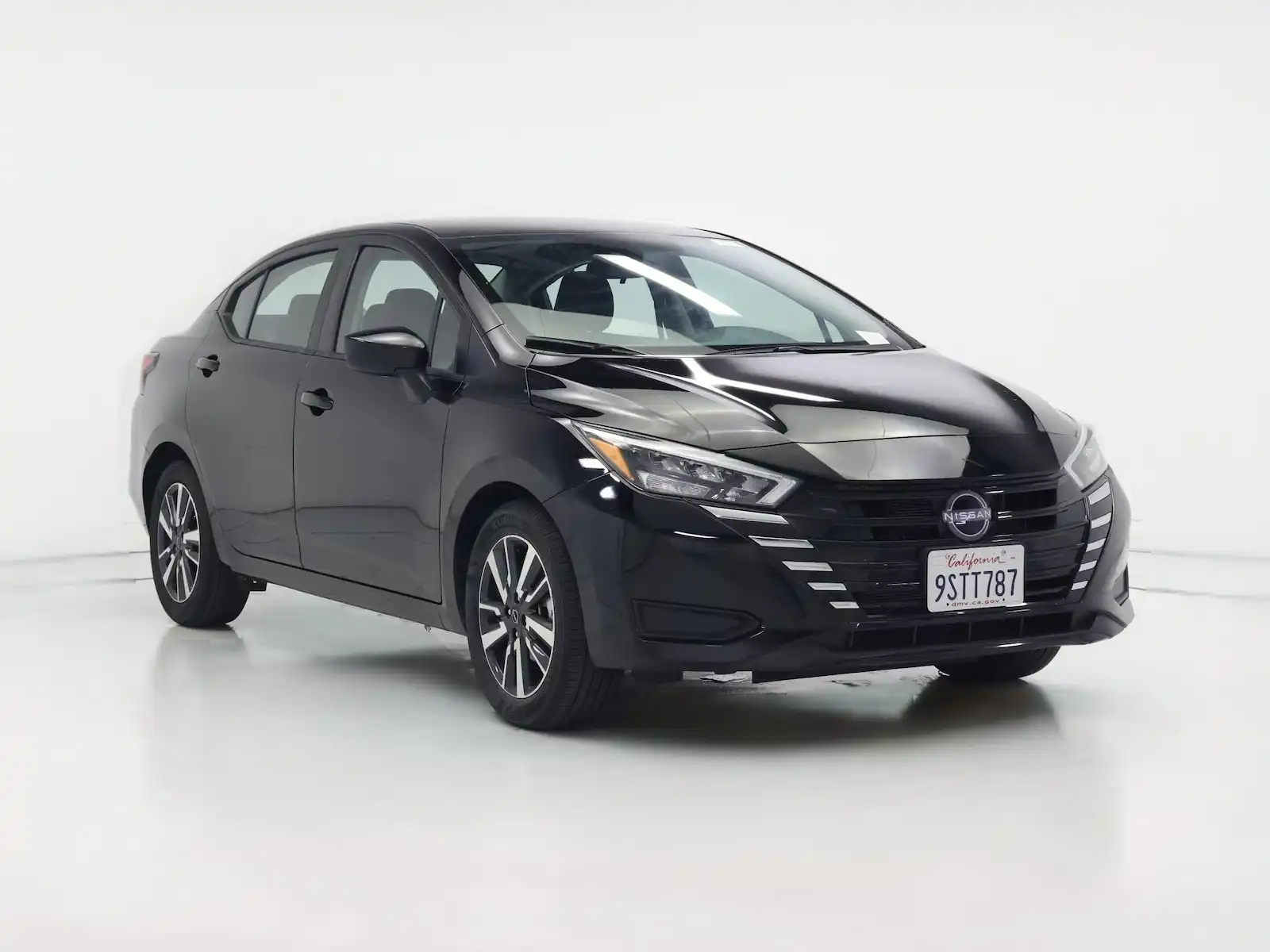 2025 Nissan Versa 1.6 SV CVT's photo