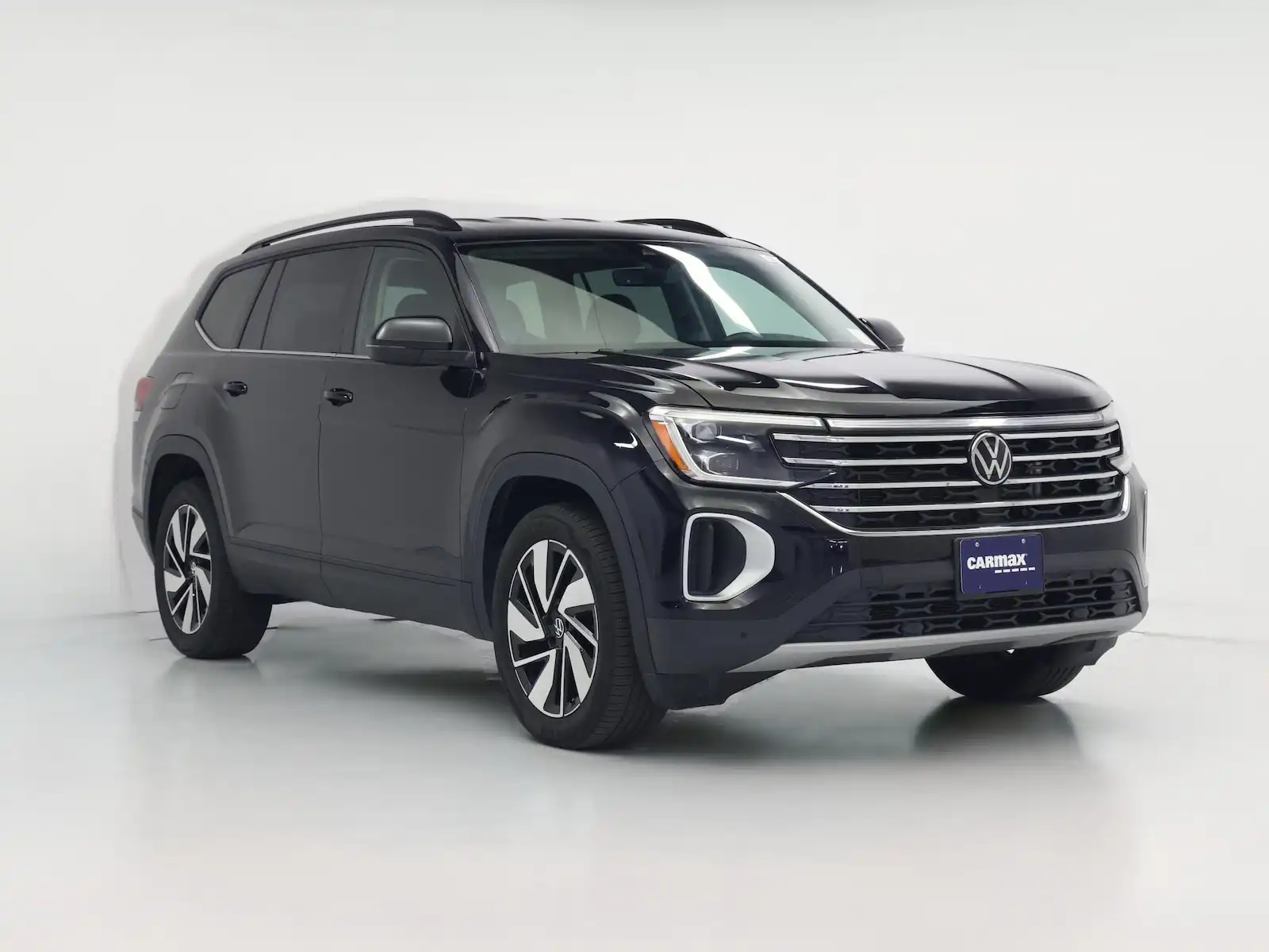 2026 Volkswagen Atlas 2.0T SE with Tech's photo