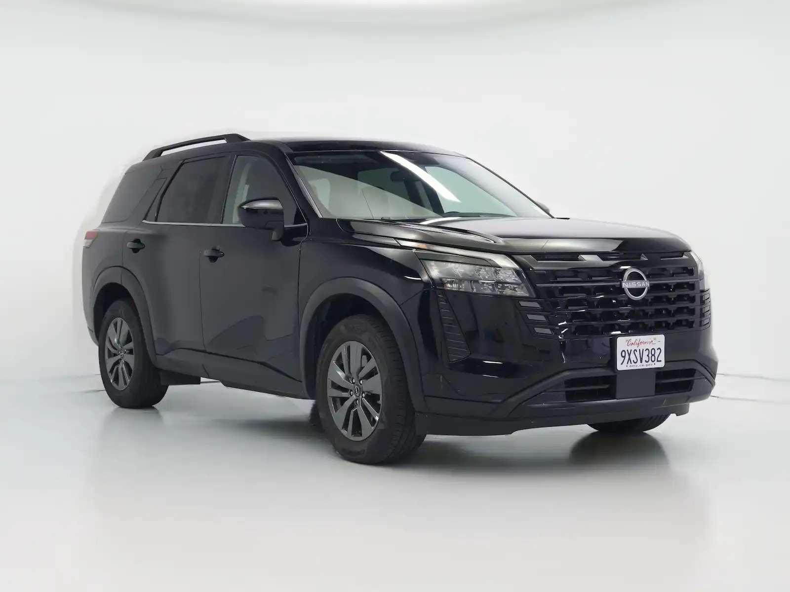 2026 Nissan Pathfinder SV FWD's photo