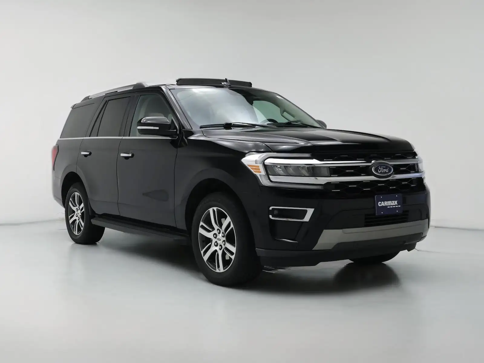 2024 Ford Expedition Limited's photo
